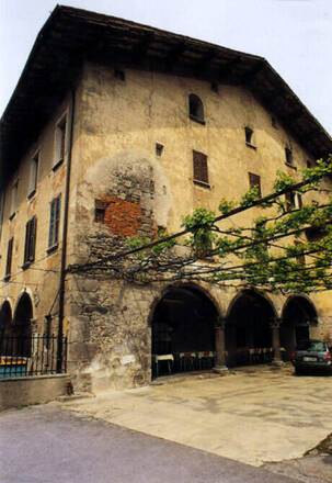 Il palazzo Trivellini di Brozzo